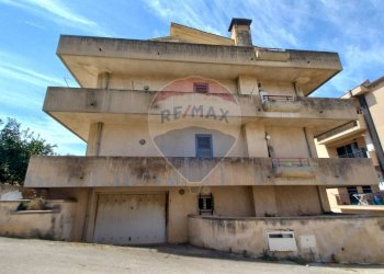 Edificio all\'aperto - Casa indipendente via Salvia
 
23, Scicli - foto 26