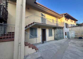 Foto 1 - Trilocale Via Triste
 
10, Provaglio d'Iseo - foto 1