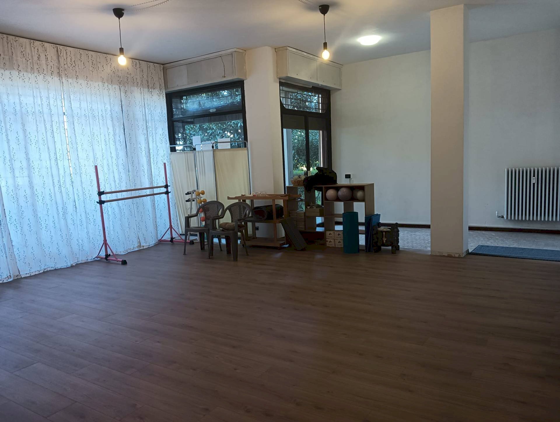 Foto 1 - Commercial Premises L.go Leopardi
 
5, Fidenza - photo 1