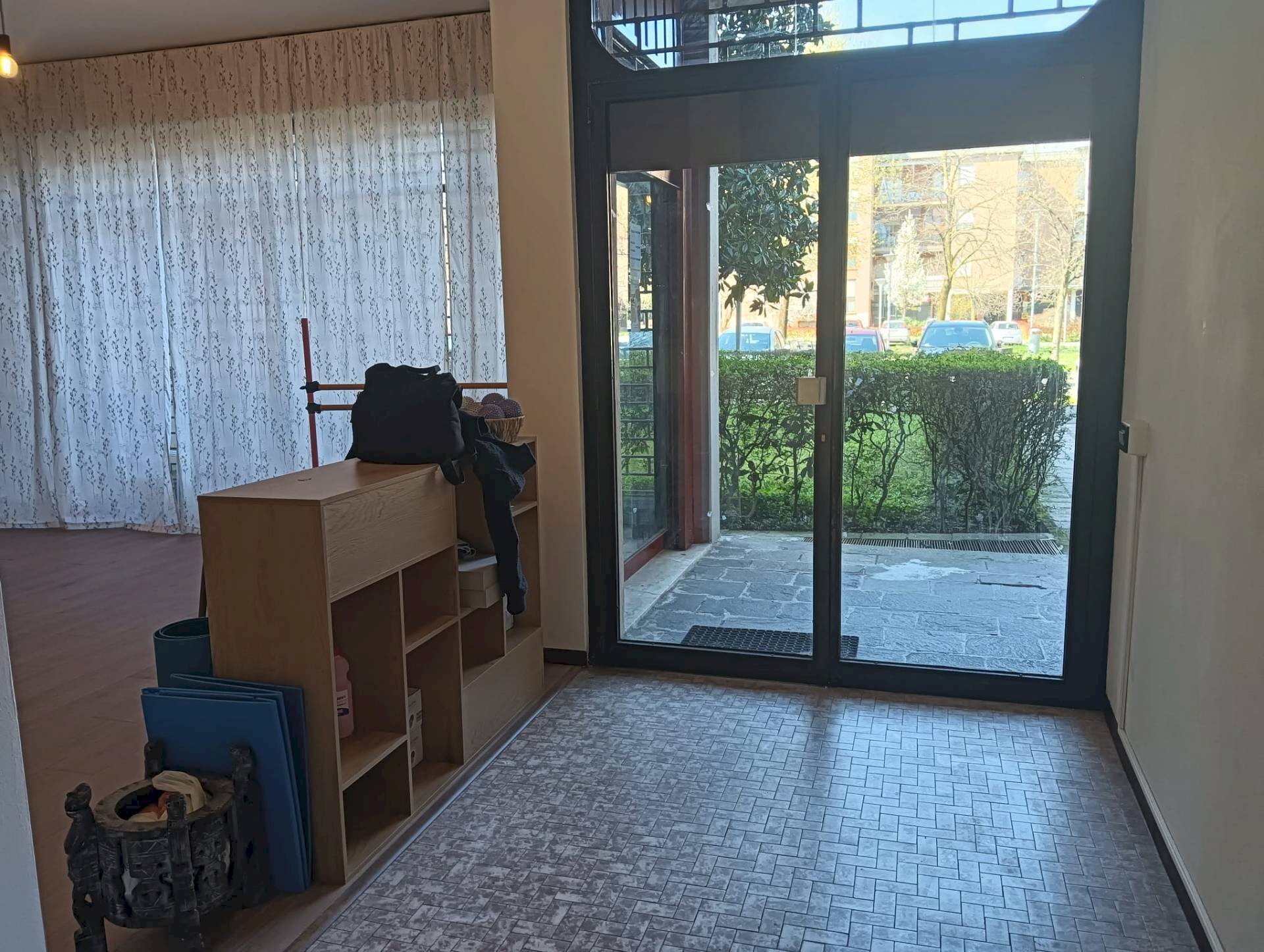 Foto 2 - Commercial Premises L.go Leopardi
 
5, Fidenza - photo 2