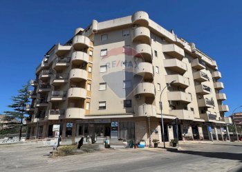 Edificio all\'aperto - Quadrilocale Via Roccaforte
 
189, Bagheria - foto 1