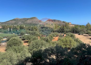 Vista delle montagne - Quadrilocale Via Roccaforte
 
189, Bagheria - foto 32