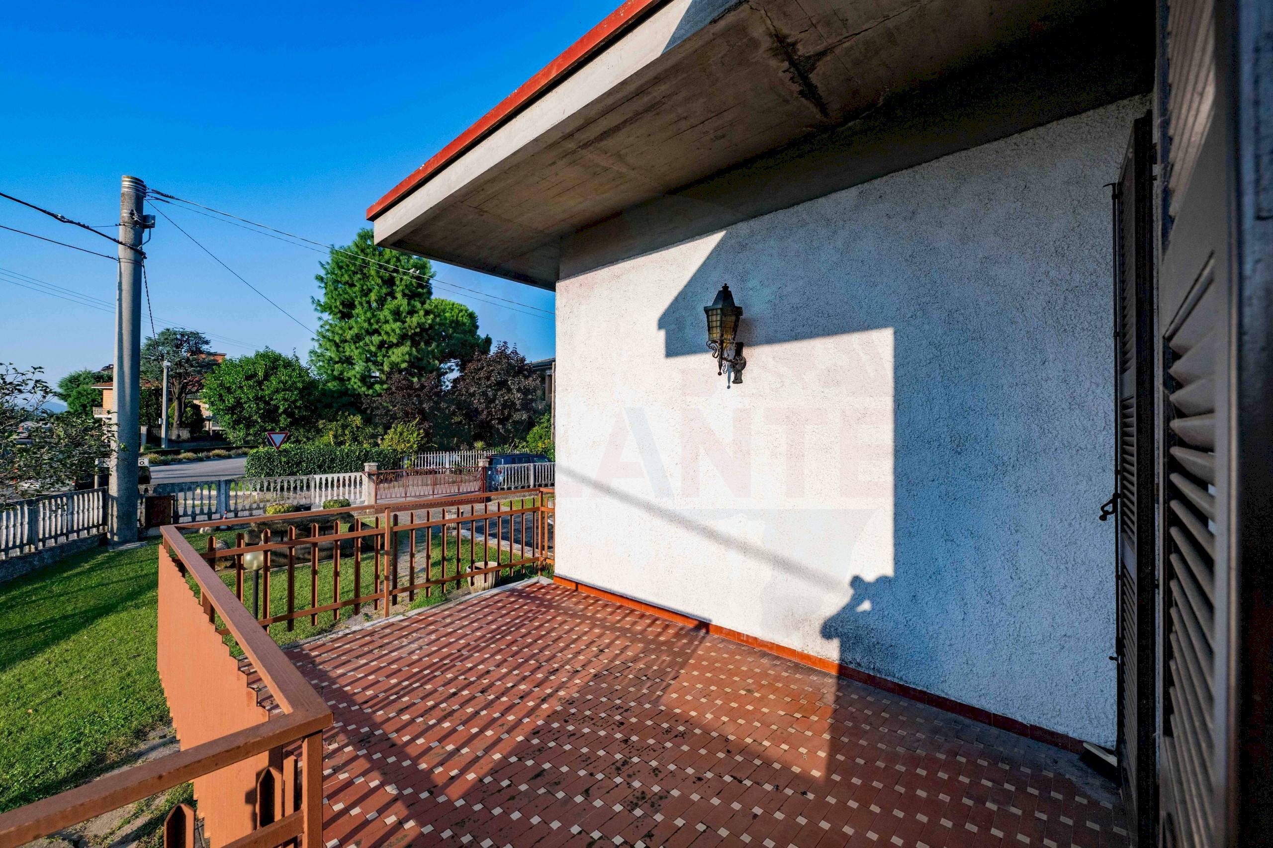 Foto 2 - Villa Rovato
 
2, Castrezzato - foto 2