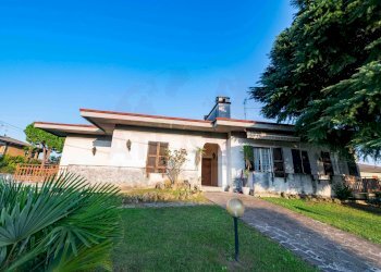 Foto 41 - Villa Rovato
 
2, Castrezzato - foto 41