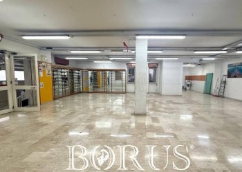 Foto 5 - Locale Commerciale via verdi, Cesa - foto 5