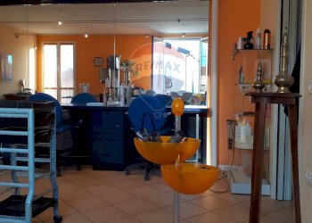 Sala da pranzo - Locale Commerciale Via Andrea Costa
 
16, Asola - foto 5