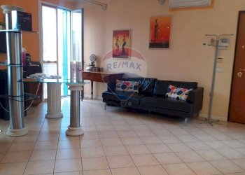 Soggiorno - Locale Commerciale Via Andrea Costa
 
16, Asola - foto 2