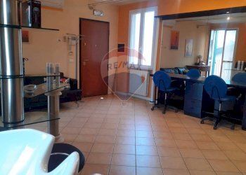 Sala da pranzo - Locale Commerciale Via Andrea Costa
 
16, Asola - foto 6