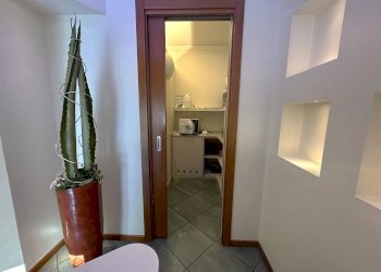 Foto 3 - Negozio Piazza Monsignor Grassi, Verdello - foto 3