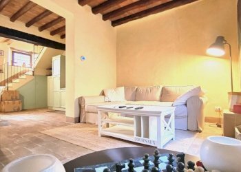 Foto 1 - Bilocale rimembranze
 
22, Amelia - foto 1