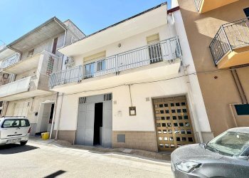 Foto 3 - Casa indipendente Via Vittorio Bachelet
 
12-14, 12 - 14, Partinico - foto 3