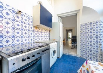 Foto 5 - Trilocale piazza dei martiri
 
8, Procida - foto 5