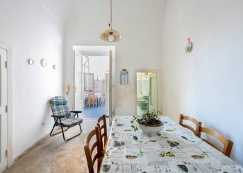 Foto 7 - Trilocale piazza dei martiri
 
8, Procida - foto 7