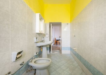 Foto 31 - Trilocale piazza dei martiri
 
8, Procida - foto 31