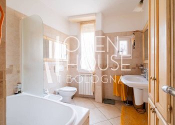 Bagno - Quadrilocale via San Vittore, 2, Bologna (zona Colli) - foto 15