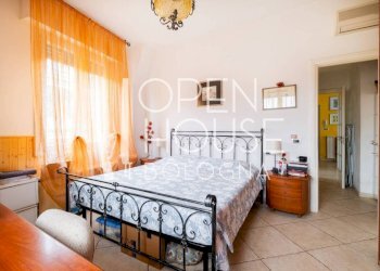 Camera da letto - Quadrilocale via San Vittore, 2, Bologna (zona Colli) - foto 17