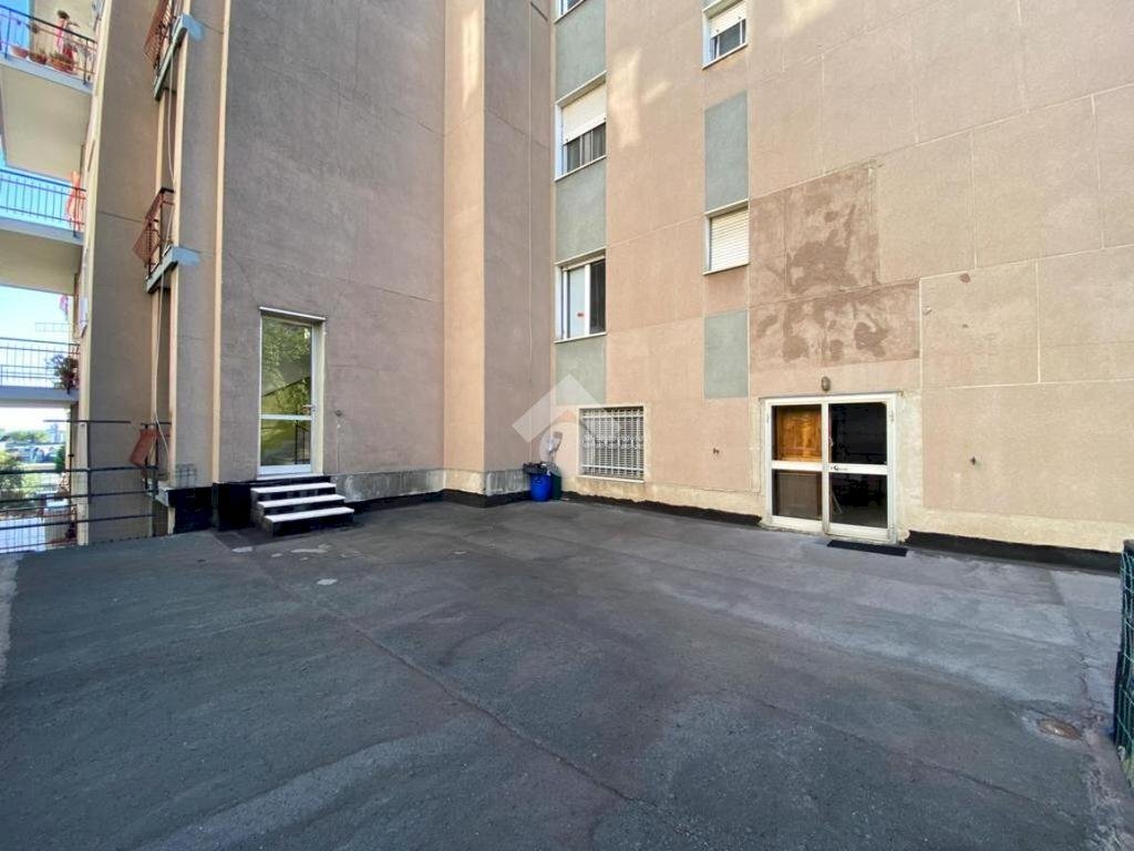 Magazzino Via Genova, Savona - foto 3