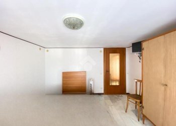 Magazzino Via Genova, Savona - foto 10