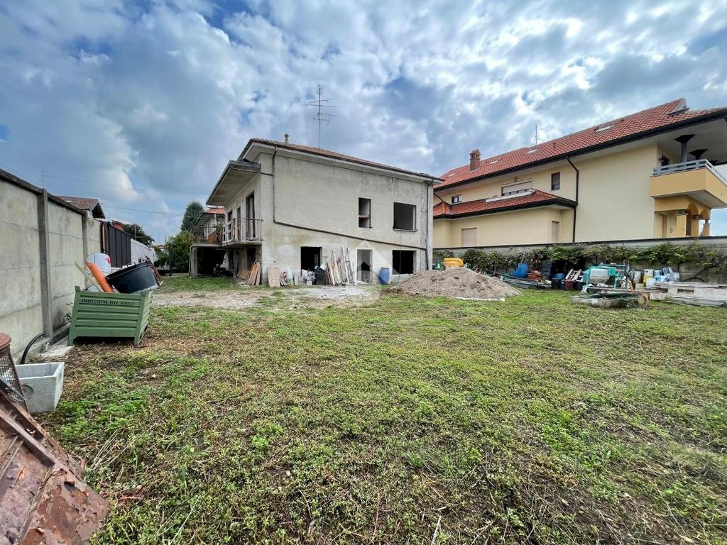 Villa Via Garibaldi, Canegrate - foto 2