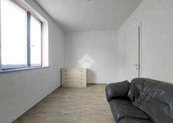 Three-room apartment Via Eugenio Villoresi, Vittuone - photo 18