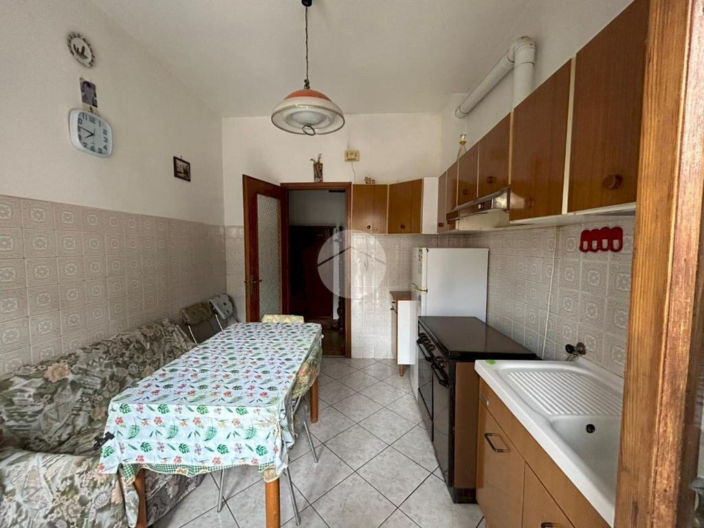 Three-room apartment Via Vincenzo Salmazza, Valenza - photo 1