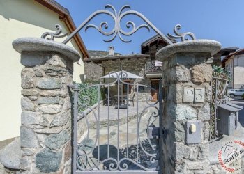 Casa indipendente FRAZIONE PRELAZ, Pontey - foto 2