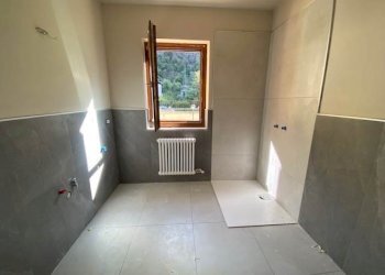 Three-room apartment Via Circonvallazione 11, Verrès - photo 13