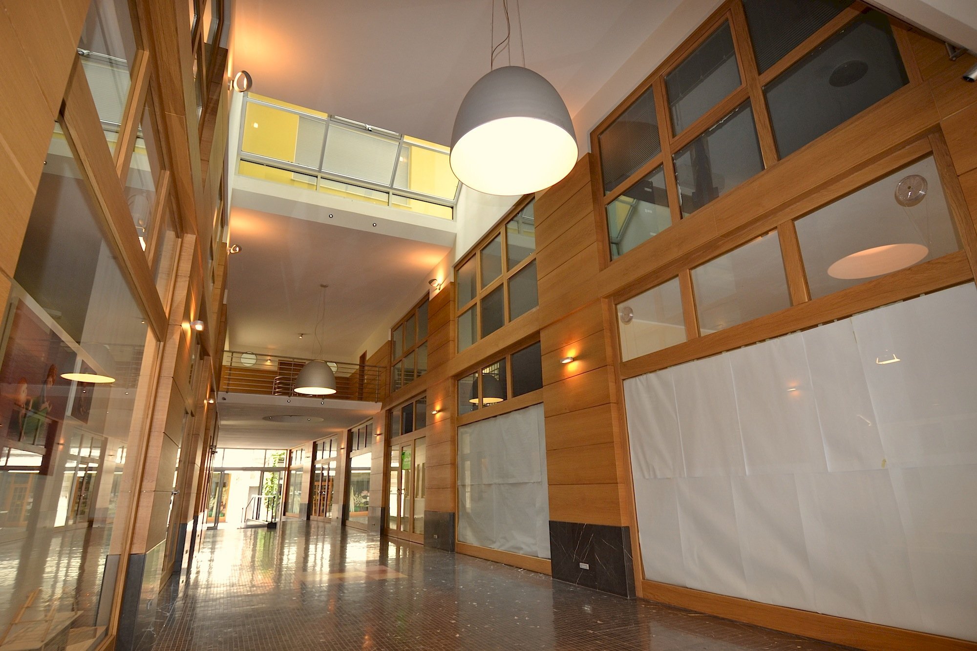 Foto 3 - Commercial Premises Via XX Settembre - Via Crispi N°31 (Galleria Piunti), San Benedetto del Tronto - photo 3