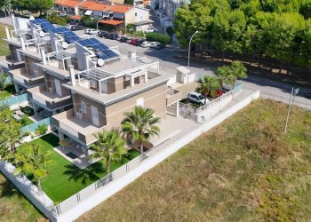 Foto 121 - Villa a Schiera Via Domanico Scarlatti
 
32 / 34, San Benedetto del Tronto - foto 121