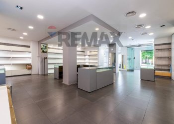 Ricezione / Lobby - Commercial Premises Via xx settembre
27, Monterotondo - photo 6