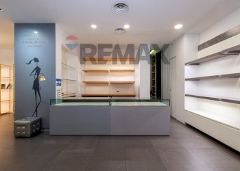 Soggiorno - Commercial Premises Via xx settembre
27, Monterotondo - photo 7