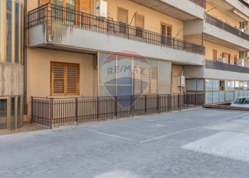 Edificio all\'aperto - Appartamento Via Sebastiano Foti
 
21, Caltagirone - foto 3
