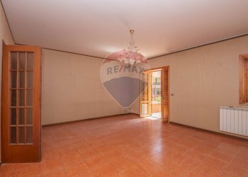 Stanza vuota - Appartamento Via Sebastiano Foti
 
21, Caltagirone - foto 16