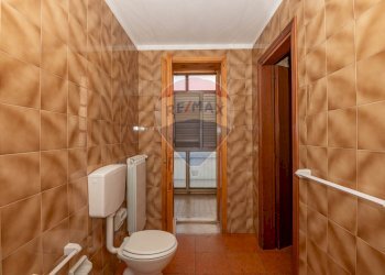 Bagno - Appartamento Via Sebastiano Foti
 
21, Caltagirone - foto 24