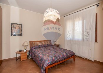 Camera / camera da letto - Villa a Schiera via Bouganvillea
 
10A, Caltagirone - foto 29