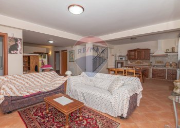 Sala da pranzo - Villa a Schiera via Bouganvillea
 
10A, Caltagirone - foto 36