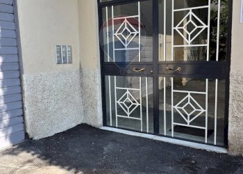 Terrazza - Quadrilocale Via Cesare Battisti
 
34, Belpasso - foto 5