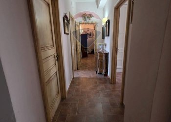 Hall / corridoio - Quadrilocale Via Cesare Battisti
 
34, Belpasso - foto 14