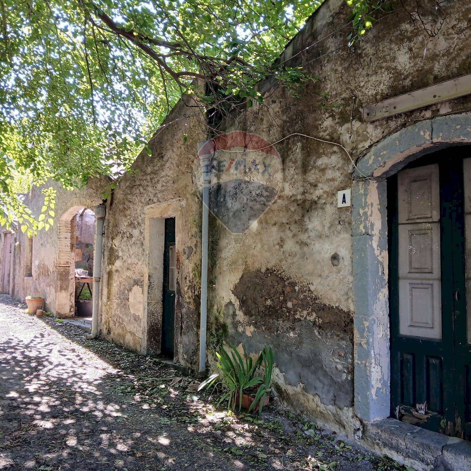 fabbricati - Terreno agricolo Strada N. 21 Franca, 7, Riposto - foto 1
