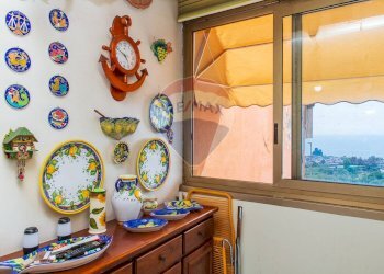 Dettagli - Trilocale via acicastello
 
91, Aci Castello - foto 8