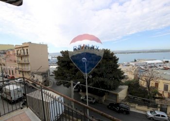 Balcone - Appartamento via XIV ottobre
 
54, Augusta - foto 1