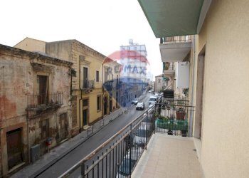 Balcone - Appartamento via XIV ottobre
 
54, Augusta - foto 4