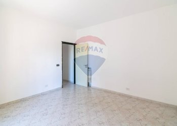 Stanza vuota - Quadrilocale Strada 4 Femminamorta
 
337, Riposto - foto 13