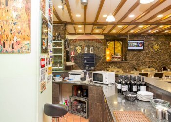 Cucina - Locale Commerciale Piazza Federico Di Svevia
 
73, Catania - foto 19