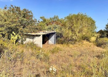 Casa all\'aperto - Agricultural land VIA DELLE ORTENSIE
 
15, Pedara - photo 1