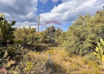 Vista delle montagne - Agricultural land VIA DELLE ORTENSIE
 
15, Pedara - photo 4