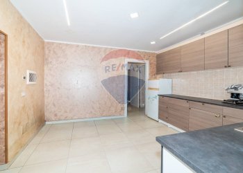 Cucina - Apartment Via Iacopo da Lentini
 
23, Mascalucia - photo 9