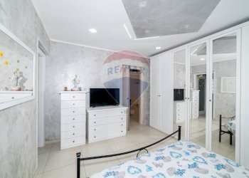 Camera / camera da letto - Apartment Via Iacopo da Lentini
 
23, Mascalucia - photo 19