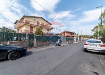 Edificio all\'aperto - Apartment Via Iacopo da Lentini
 
23, Mascalucia - photo 32