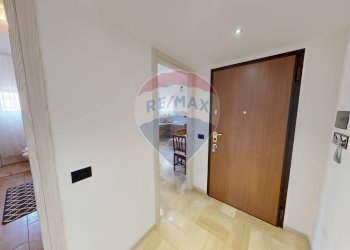 Hall / corridoio - Bilocale Via Tiziano
 
7, Pioltello - foto 9